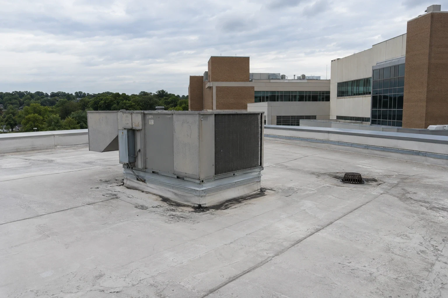 Hospital Roofing in Sherman, TX Hospital Roofing in Sherman, TX